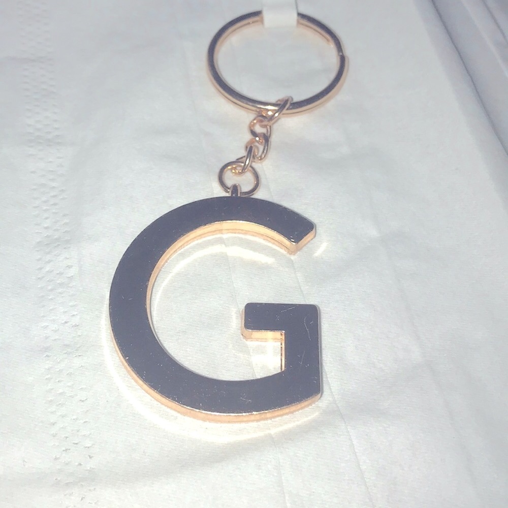 Cotton On Letter G monogram rose gold key chain